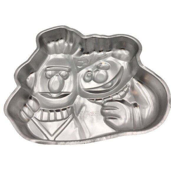 Bert and Ernie Wilton Birthday Party Cake Pan Sesame Street 502-7423 Vintage - Picture 3 of 7